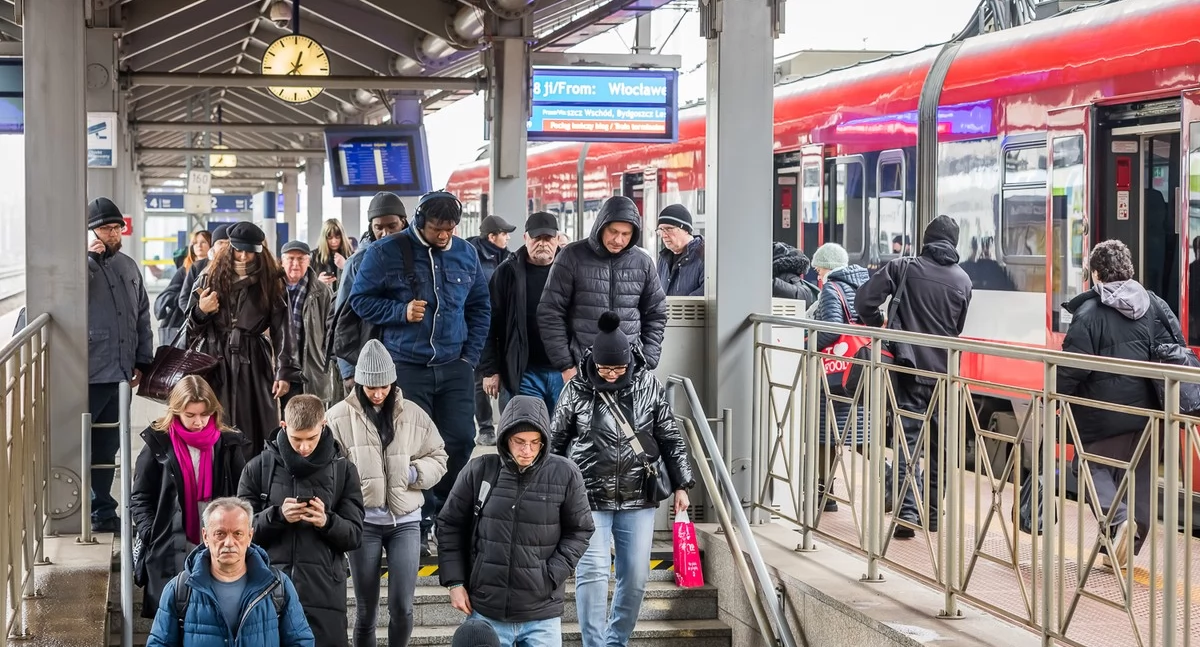 Milion pasażerów na trasie Bydgoszcz–Toruń–Włocławek