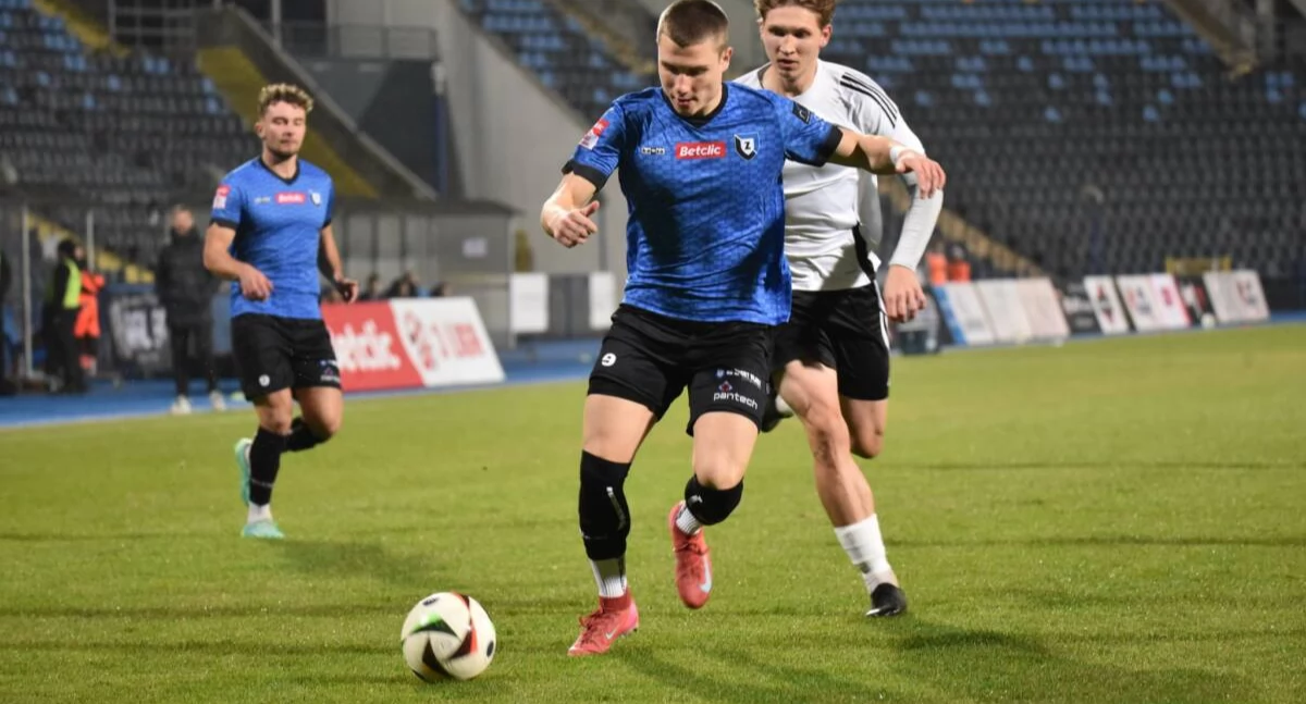 Zawisza – Wisła: bilety już są. Mecz 4 grudnia o 20:45