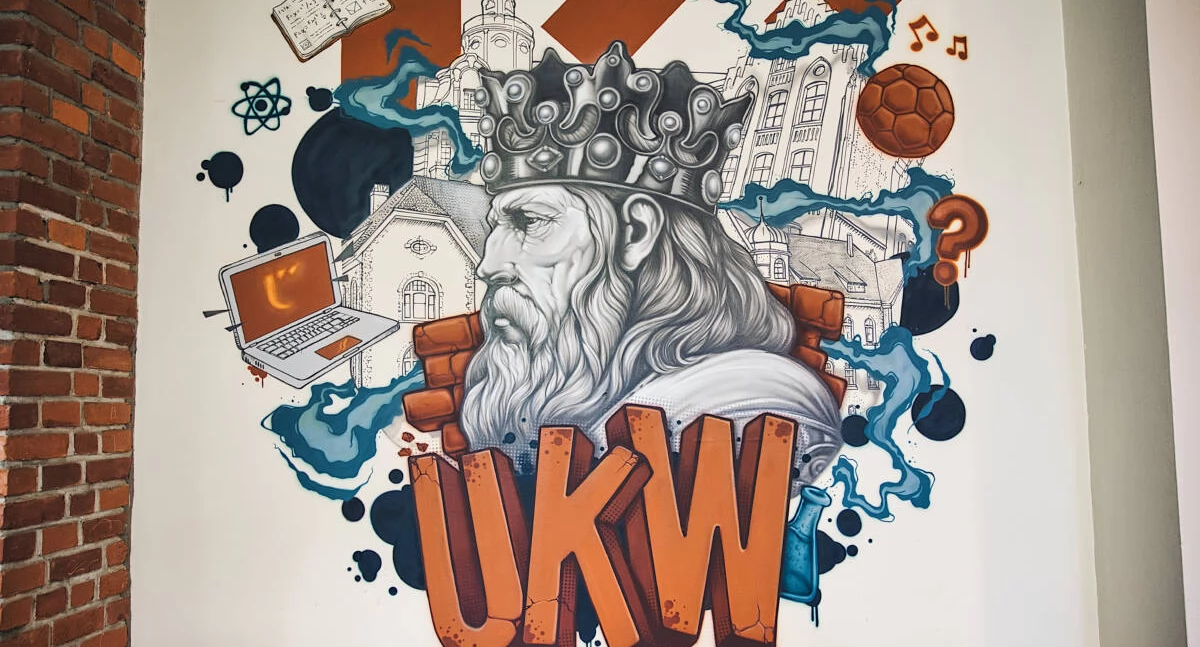 Kazimierz Wielki na ścianie UKW: mural na 20‑lecie