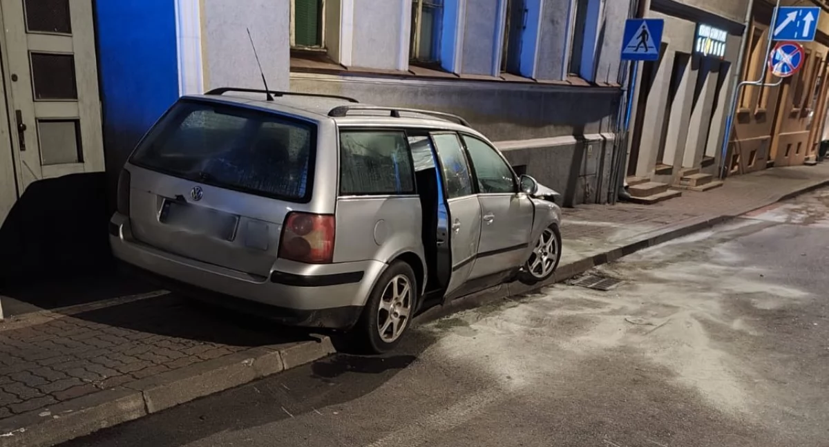 Pościg w Szubinie. 0,9 promila, finał na Kościuszki