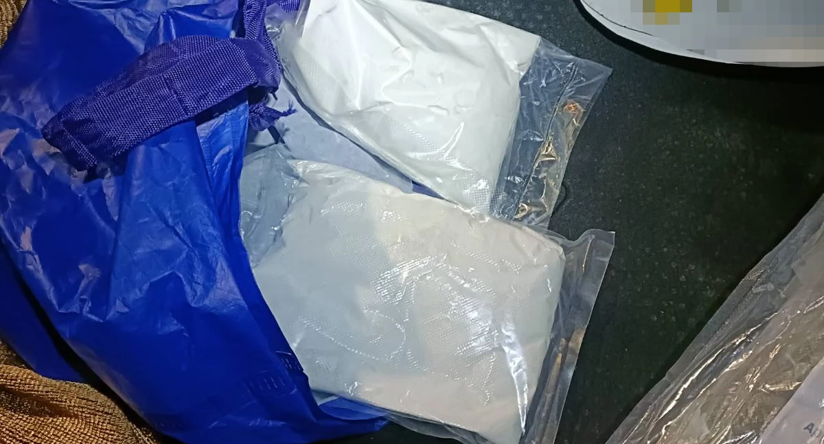 Pościg na Bydgoskim Przedmieściu. 20‑latek z kilogramem narkotyków