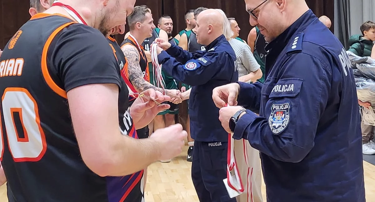 Policyjni koszykarze z Włocławka najlepsi. Finał z KPP Lipno