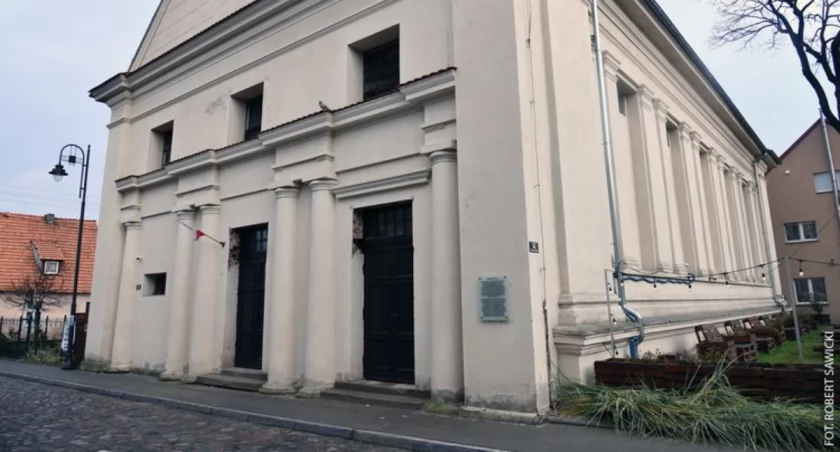 Fordońska synagoga odzyskuje wejścia. 19 tys. od miasta