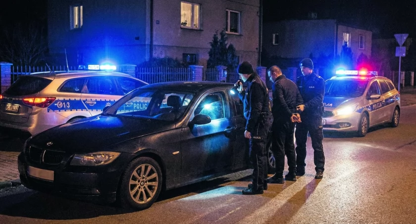 Ciechocinek, 1.00 w nocy. 30‑latek próbował ukraść BMW