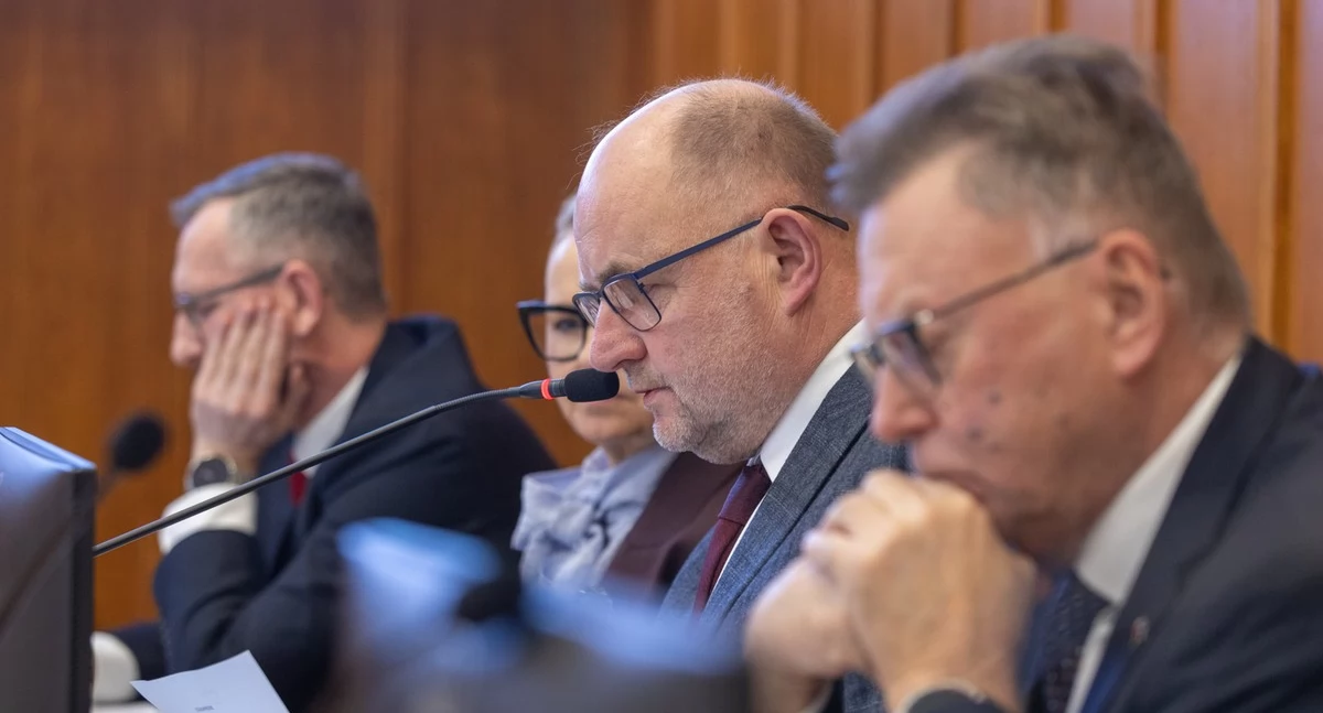 Budżet województwa 2026. 2,5 mld wydatków, deficyt 403 mln