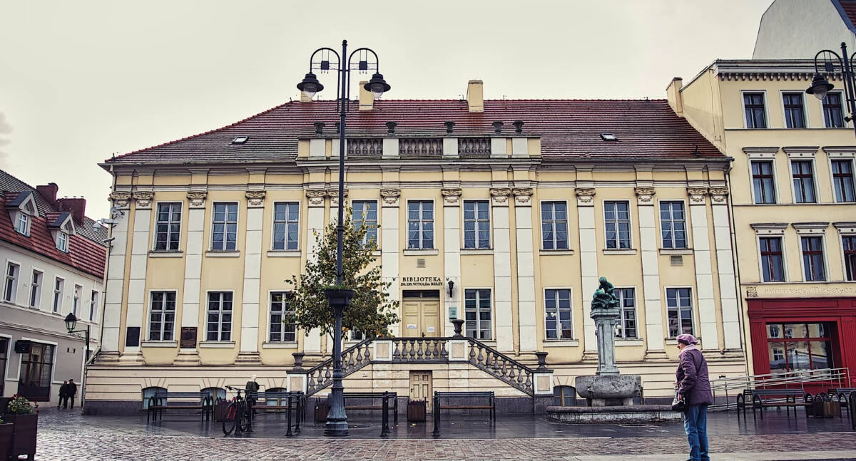 Biblioteka na Starym Rynku zostaje. Nowy budynek na Bartodziejach