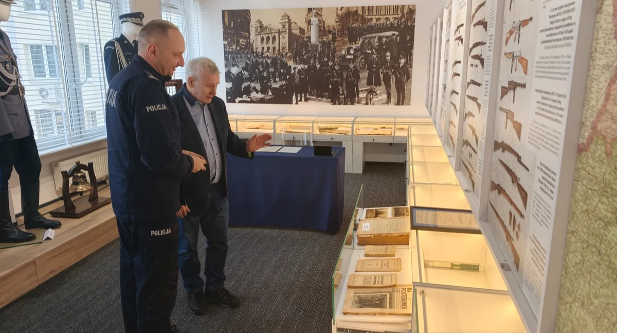 Izba Pamięci KWP w Bydgoszczy zyskała oryginały z II RP