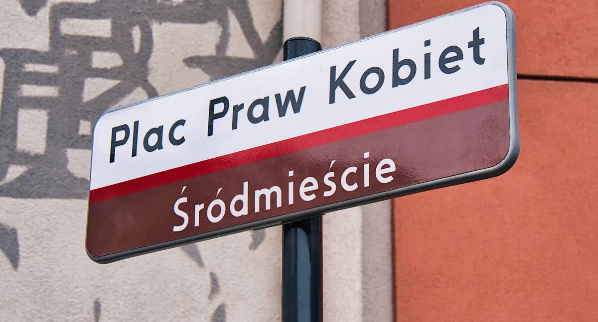 Nowe zasady ortografii: ZDMiKP nie wymieni tablic od razu