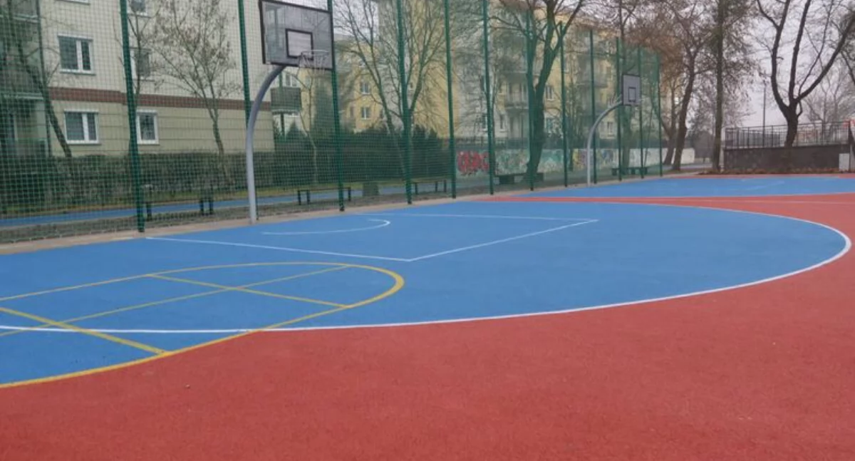 Siłownia zewnętrzna przy ul. Żmudzkiej. Rusza przetarg