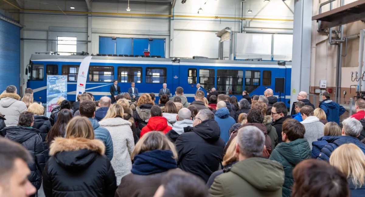 PESA Bydgoszcz: 15 tramwajów dla Krakowa, ponad 270 mln zł