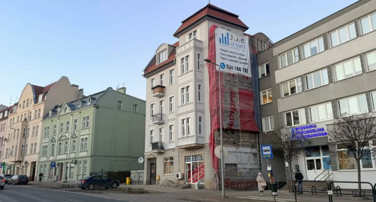 Ulica Grunwaldzka pięknieje: wschodnia ściana w remoncie