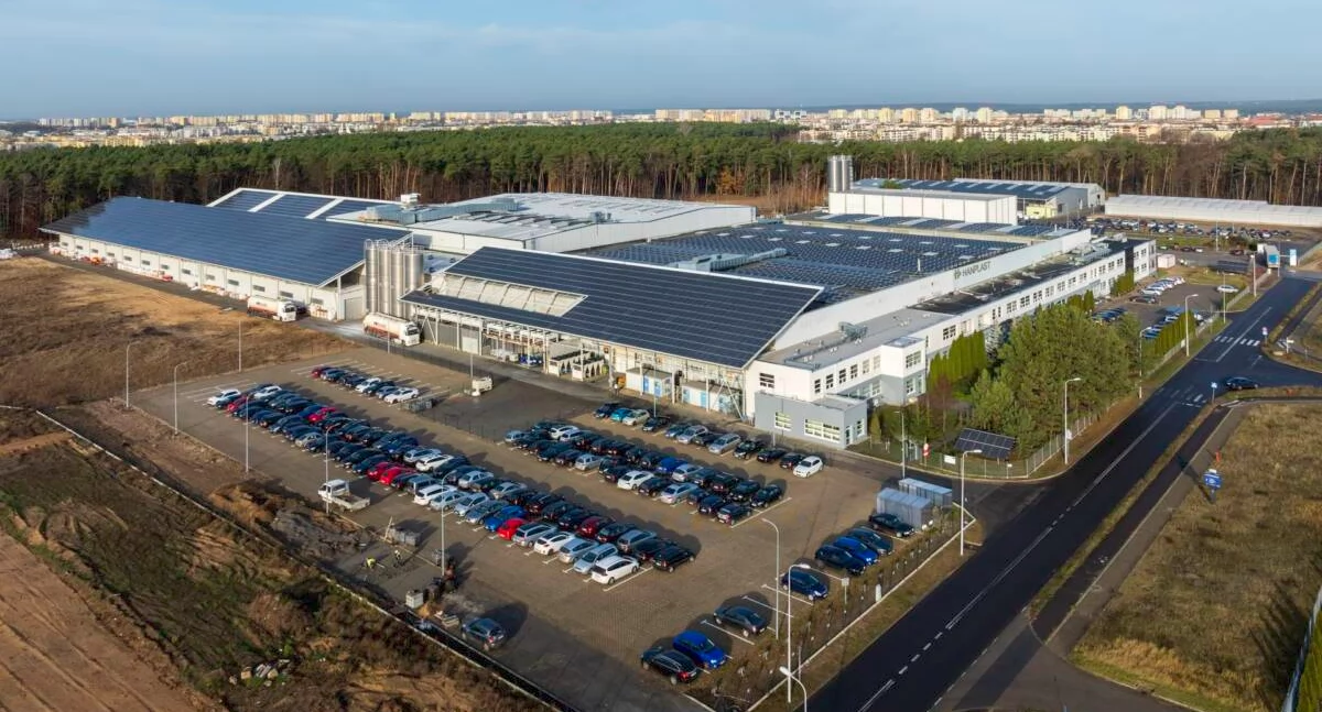Instalacja fotowoltaiczna Hanplast: 1800 kW na dachu w Bydgoszczy