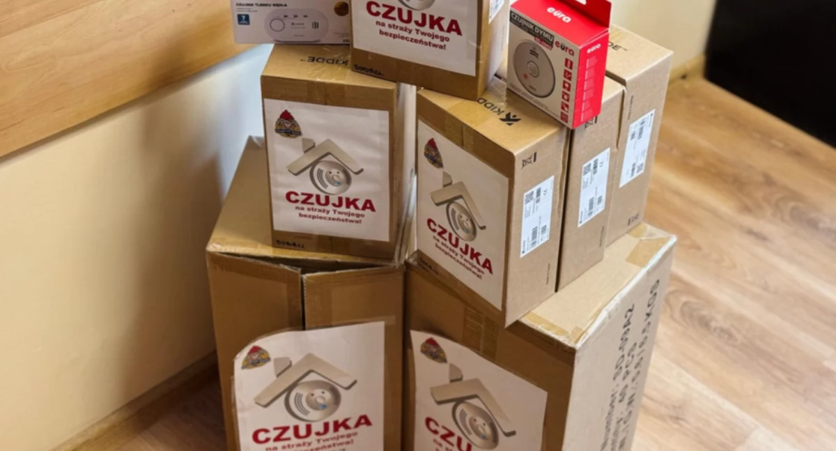 Bezpłatne czujki dymu i czadu w Dobrczu: odbiór w GOPS