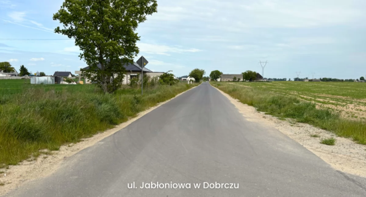 Przebudowa ul. Jabłoniowej w Dobrczu z dofinansowaniem