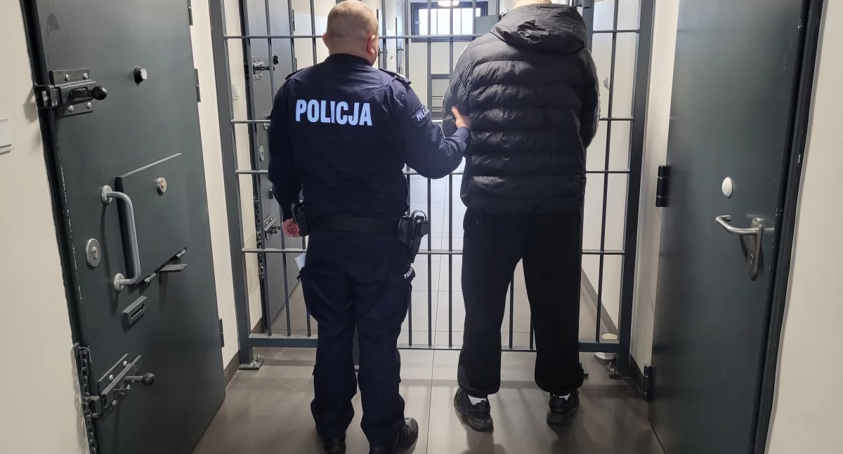 Kryminalni z Inowrocławia zatrzymali poszukiwanego w Marcinkowie