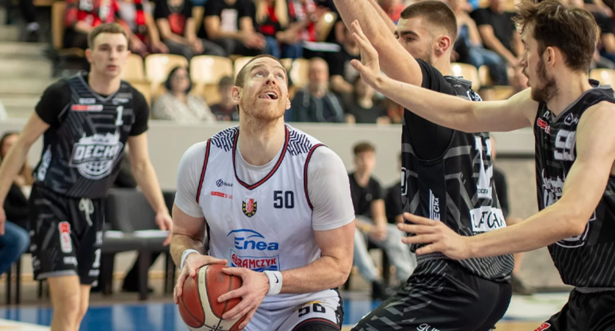 Zwycięstwo Astorii Bydgoszcz 104:81 z Decką. 10. z rzędu