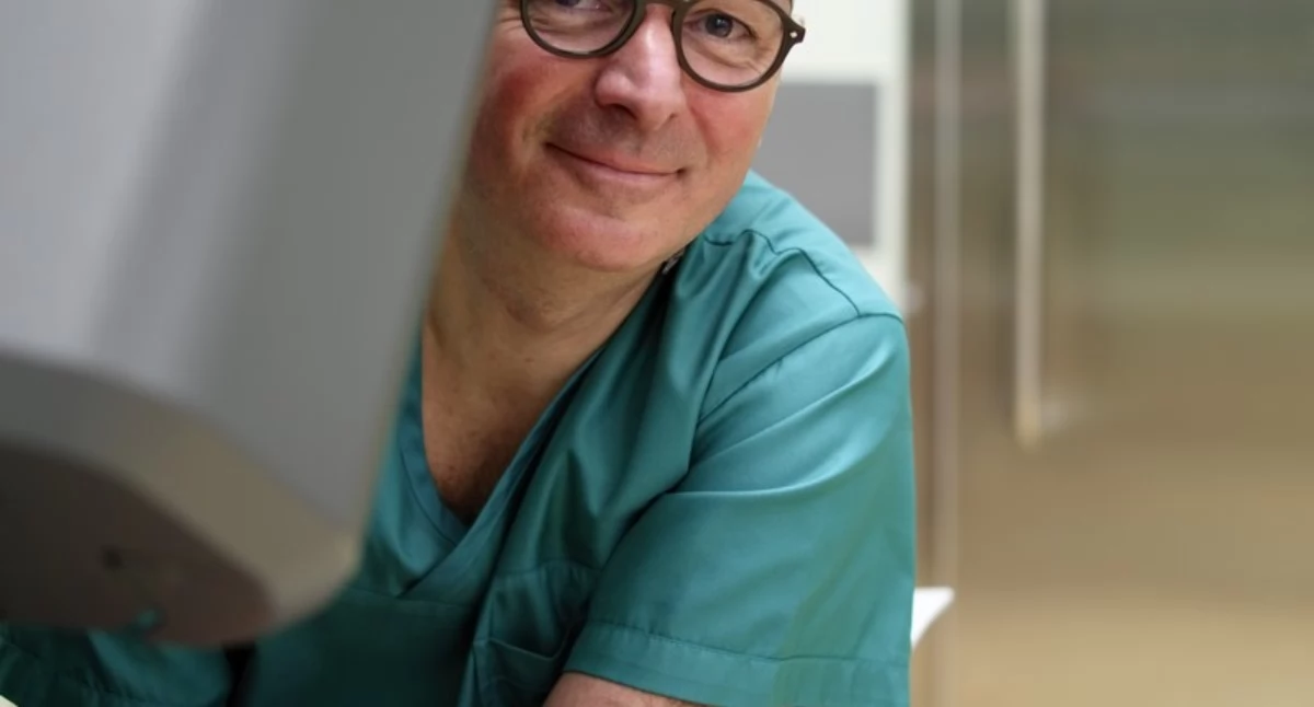 Szpital Uniwersytecki nr 1: 1000. operacja robotyczna prof. Drewy
