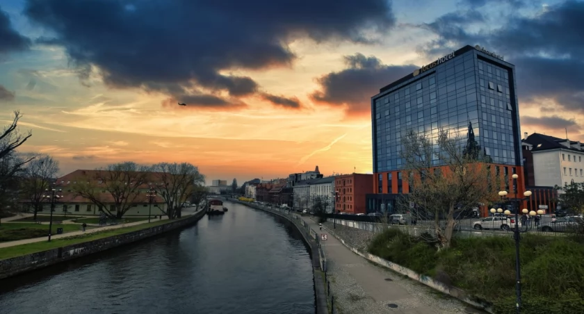24 godziny władzy: sonda uliczna Bydgoszcz na Mostowej