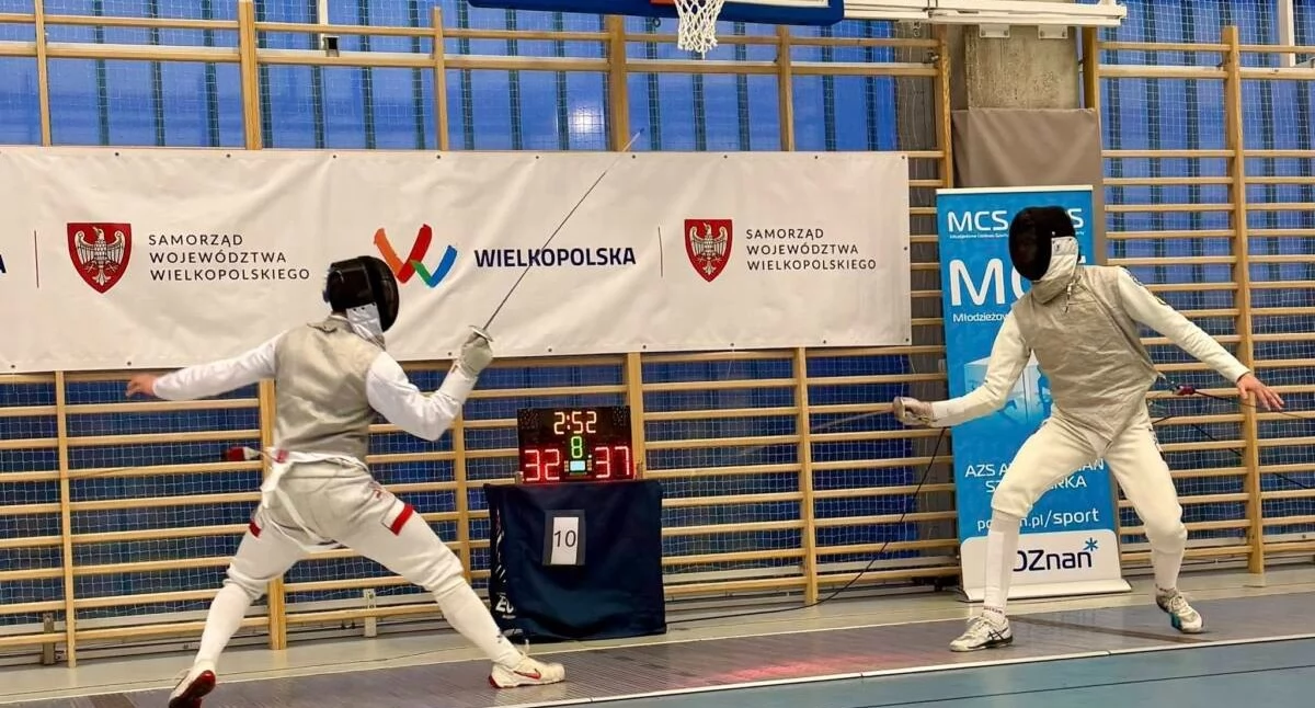 Szermierka w Bydgoszczy. Kamil Tomeczek wicemistrzem Polski U23