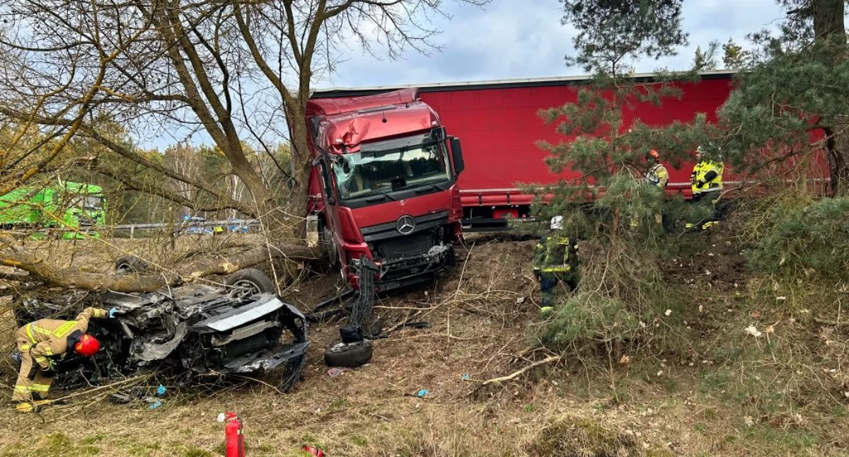 Śmiertelny wypadek na DK10 w Przyłubiu. Zginął 63‑latek