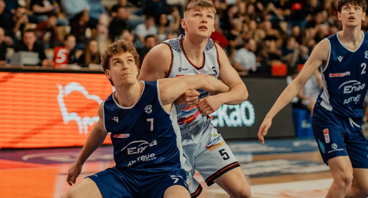 I liga koszykówki w Bydgoszczy. Astoria–Miners i Skiba vs Skiba
