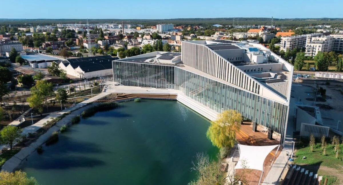 Kampus AM w Bydgoszczy wygrywa Polska Architektura XXL