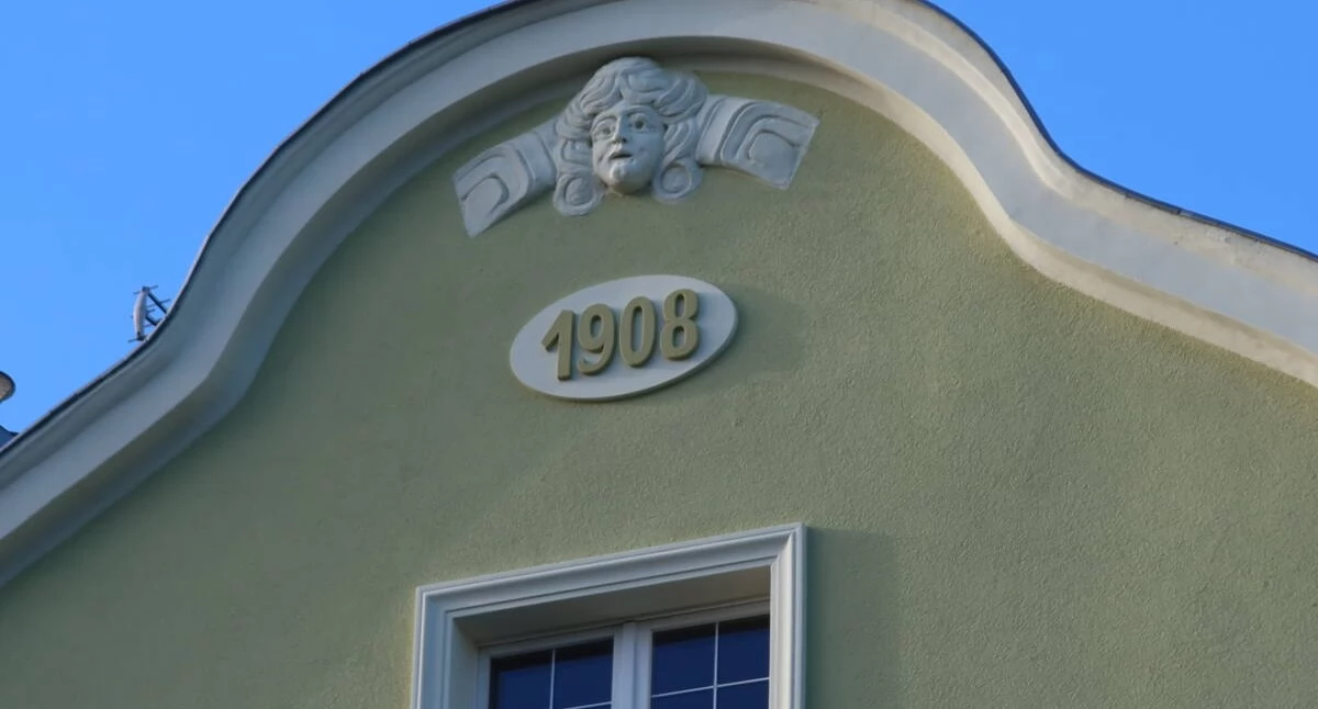 Szwederowo: Nowodworska 40 i Traugutta 6 po remoncie