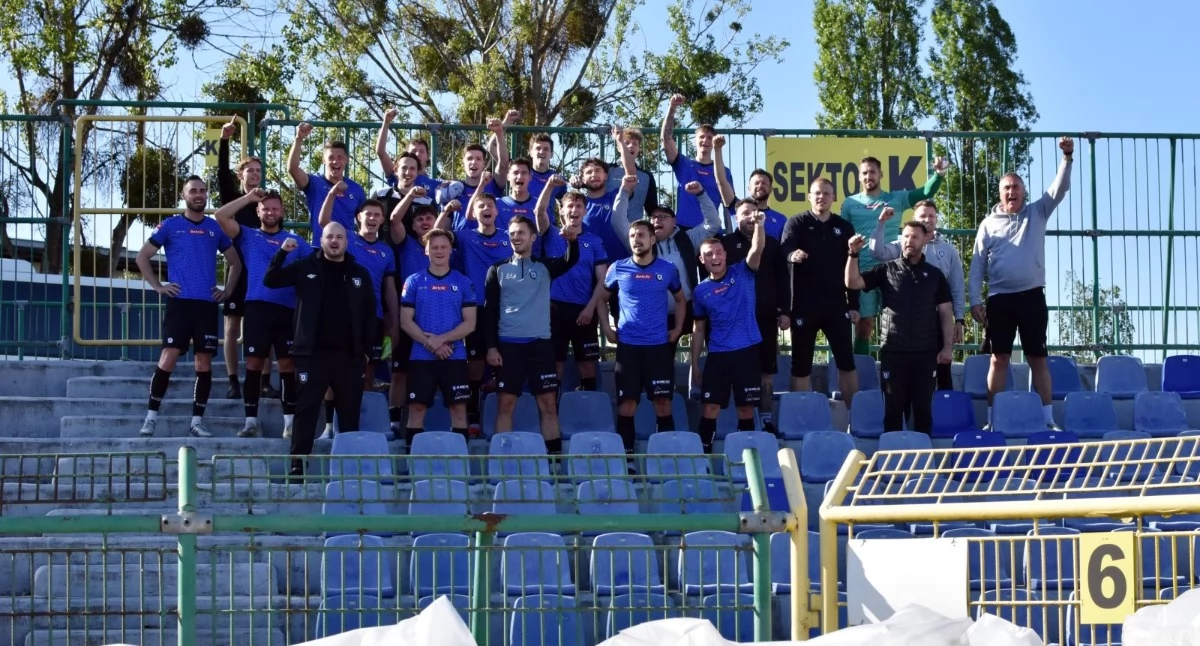 3:0 w Toruniu. Zawisza Bydgoszcz wygrywa derby i broni pozycji lidera