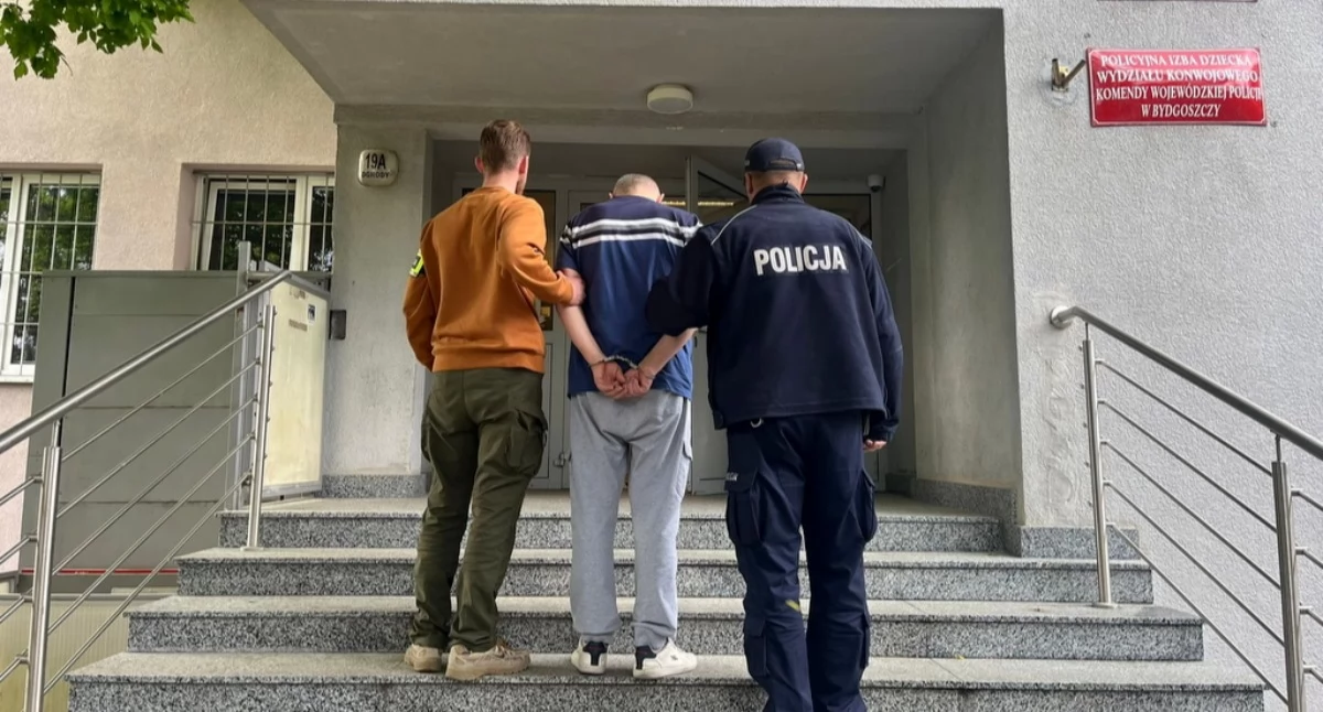 Białe Błota: ponad kilogram narkotyków w Skodzie