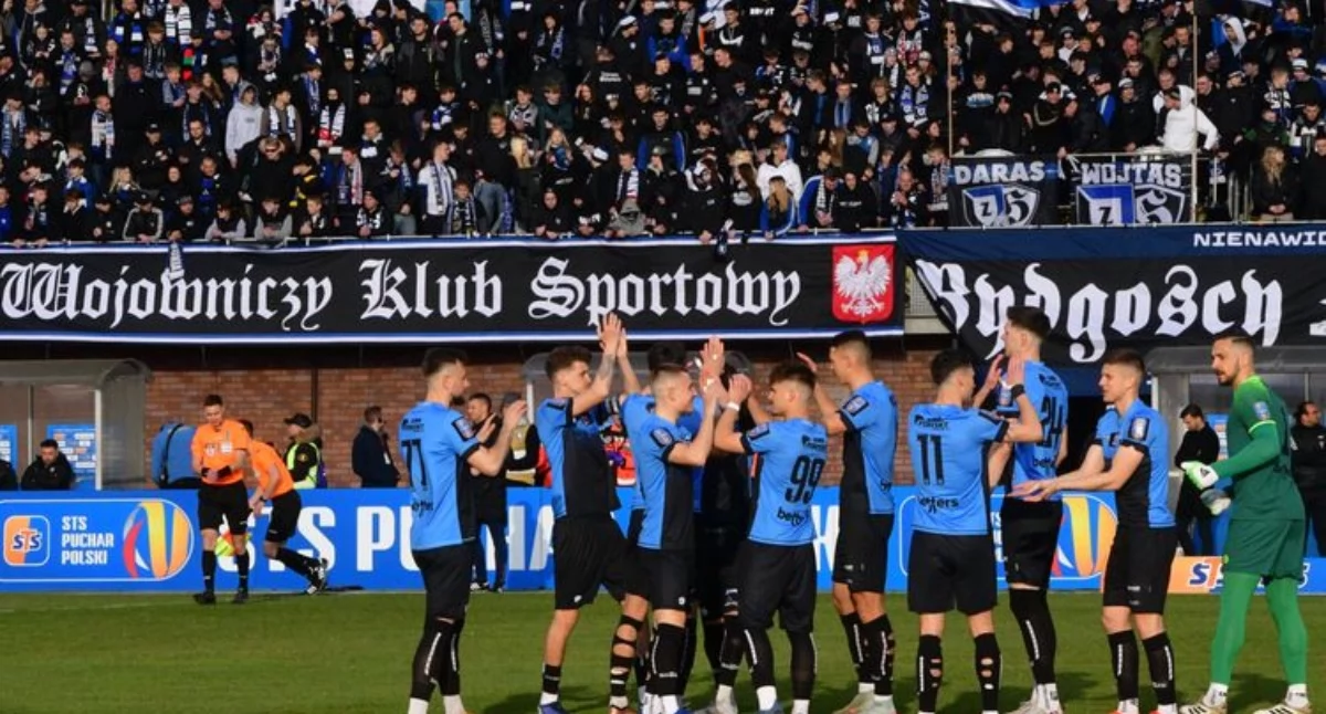 Awans Zawiszy do II ligi. 2:0 na Gdańskiej i święto