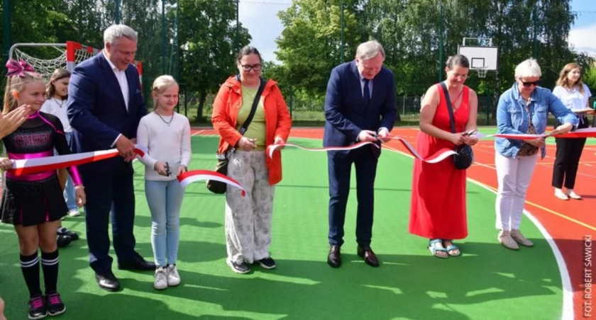 Boisko na Kapuściskach otwarte. MDK nr 1 zaprasza