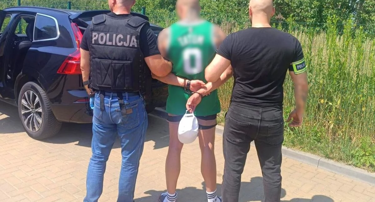 KWP w Bydgoszczy rozbiła „mieszkaniówki” w regionie: 8 przeszukań