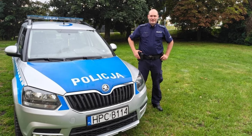 Więcbork: pożar przy Kościuszki, policjanci wynieśli 2 butle