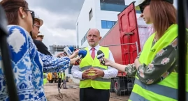 Włocławek: nowy blok, robot neuro i parking 472 miejsc