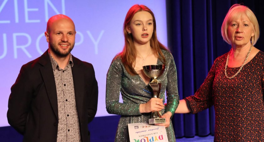 Karolina Lewińska z Grand Prix Euro-Songu