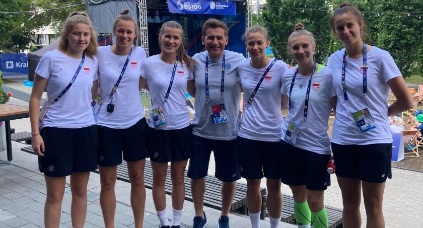 Polki ograły Czeszki na igrzyskach. Zawodniczki Red Devils Ladies w składzie biało-czerwonych