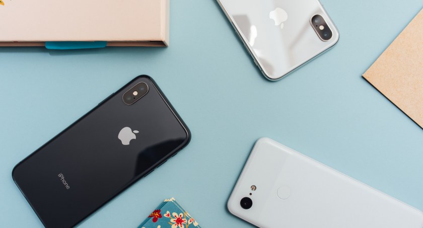 Ewolucja wyświetlaczy do iPhone