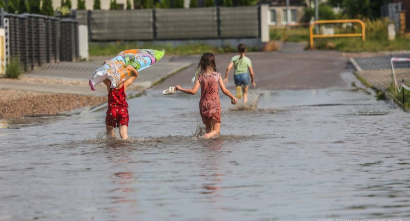 Ciepło to już było. Nad Chojnicami będzie lało