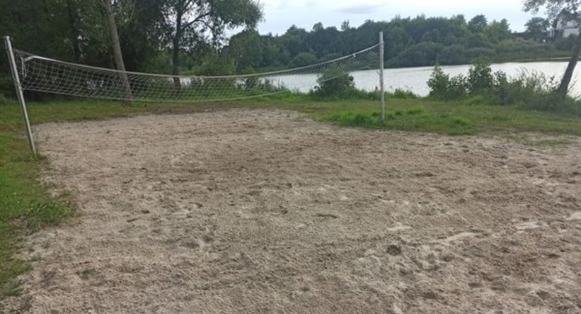 Wandale z Chojnic odpracowali w Lichnowach wyrządzone szkody