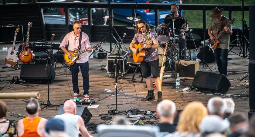 Pełen amfiteatr na festiwalu Blues w Sworach (FOTOGALERIA) 