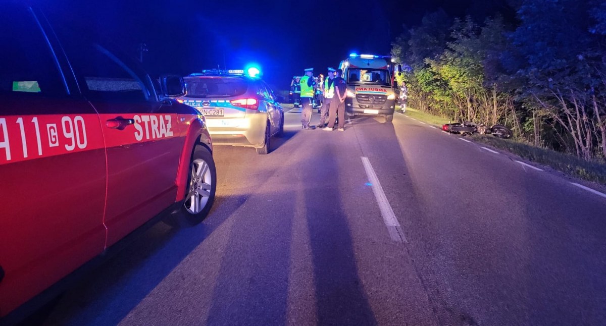 Kolejny wypadek w pobliżu Brus. Motocykl zderzył się z autem dostawczym