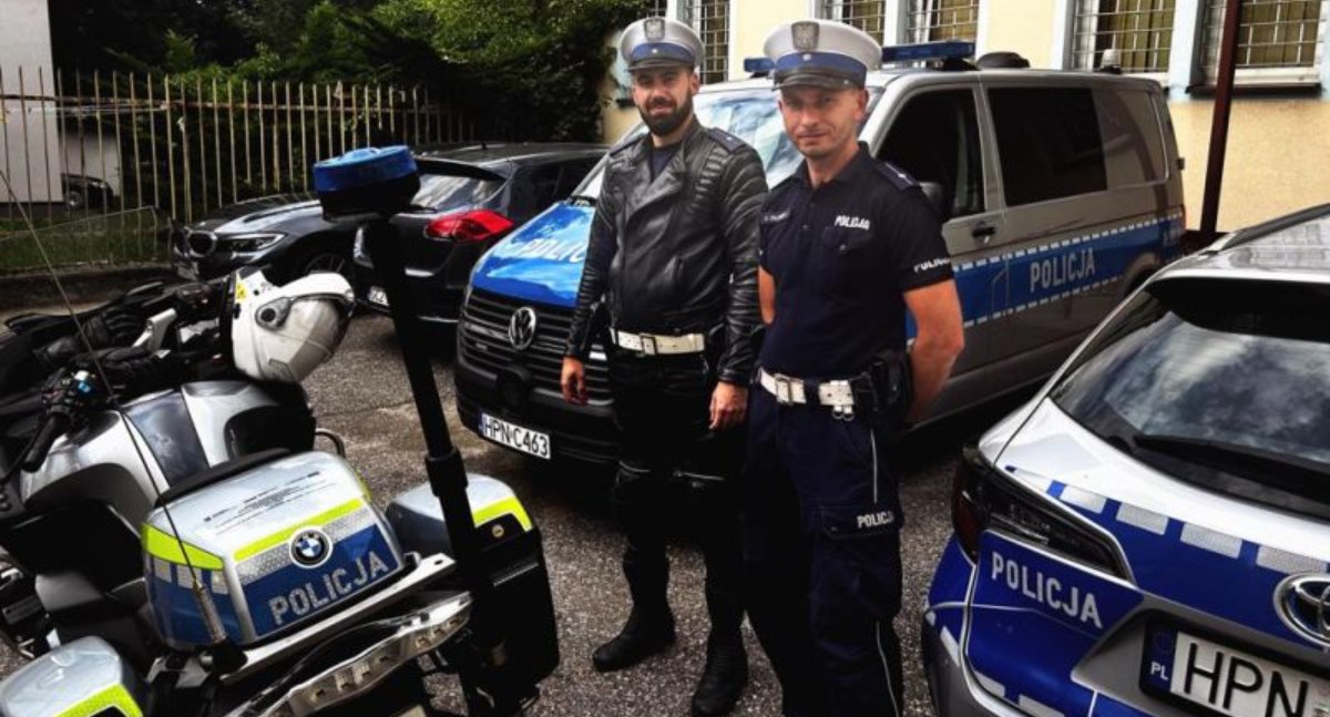 Radiowozem do szpitala. Szybka reakcja policjantów z drogówki 