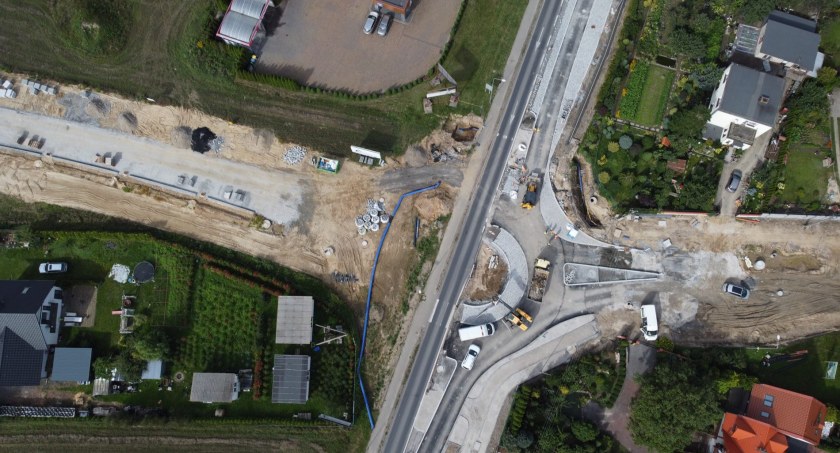 Ile jeszcze trzeba będzie czekać na wahadle na skrzyżowaniu Bytowska/Leśna? (FOTO)