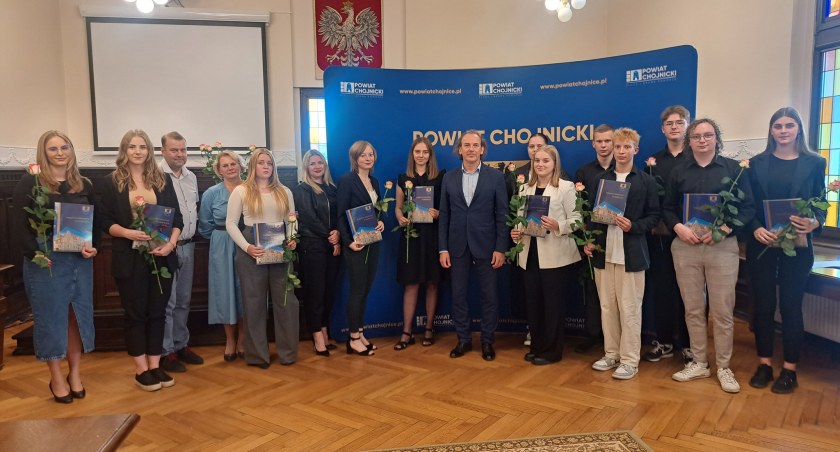 Agata Liegmann i Zuzanna Zura wśród docenionych przez starostę
