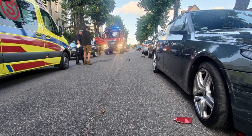 Wypadek z udziałem motorowerzysty na Mestwina w Chojnicach
