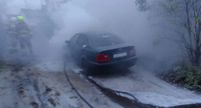 To nie śnieg, to akcja gaśnicza w Czersku