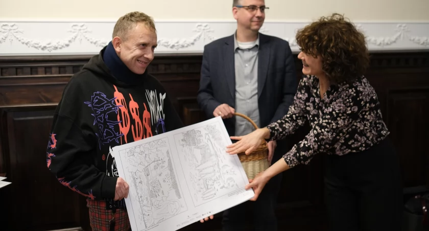 Piotr Wiese stworzył kolorowankę. Razem z mieszkańcami Gminy Chojnice