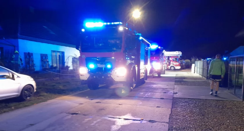 Zgłoszenie brzmiało poważnie: pożar dachu