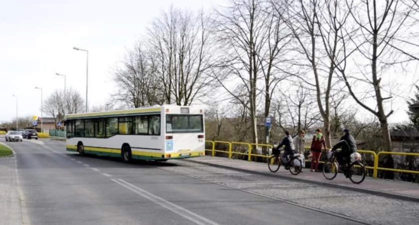 Czy można przyspieszyć nieco godziny odjazdu ostatniego autobusu MZK?