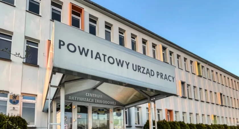 Kosmetolog, sprzedawca, mechanik: ogłoszenia o pracę w PUP Chojnice